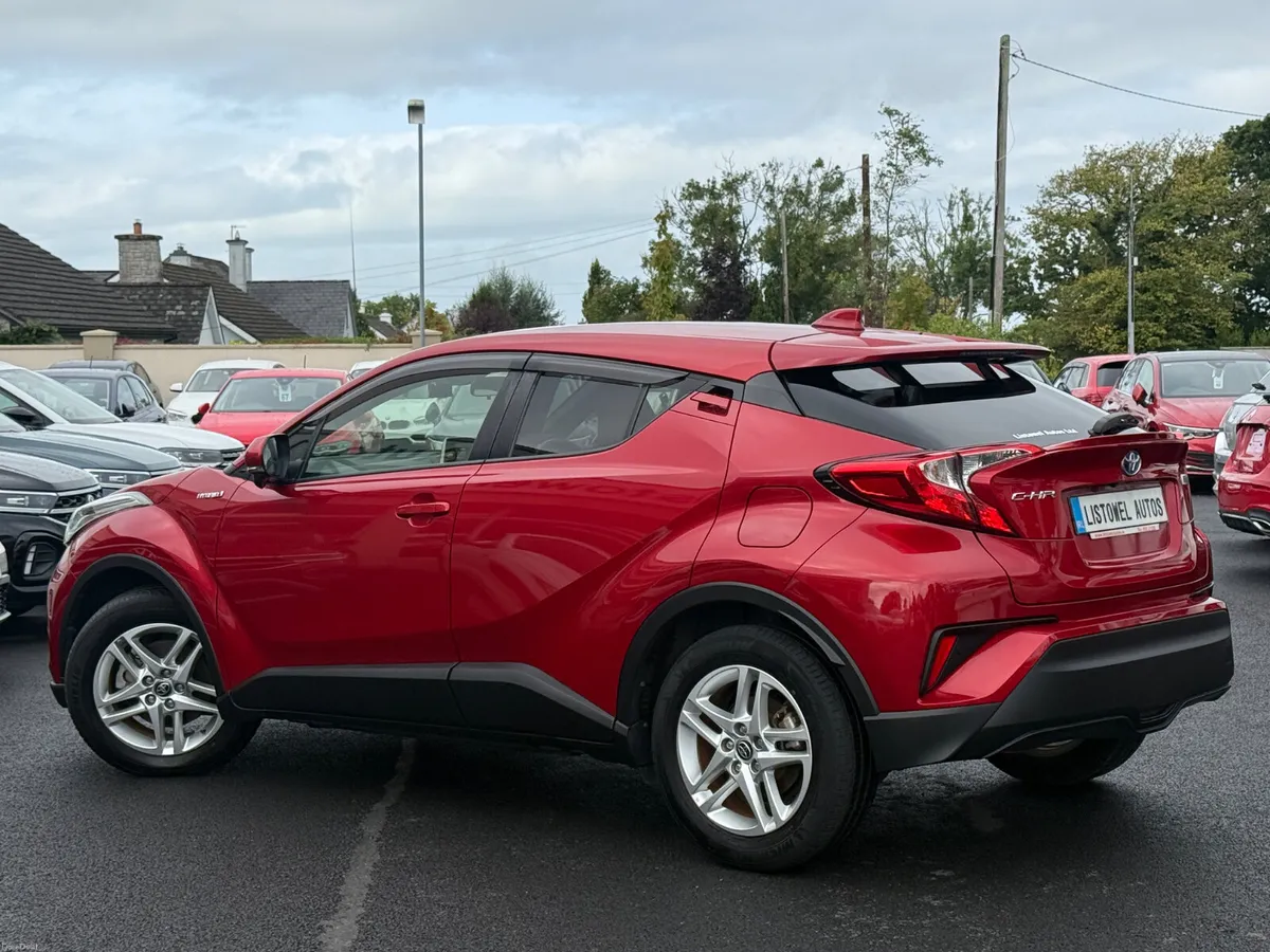 201 TOYOTA CHR 1.8 PETROL HYBRID AUTOMATIC 98BHP - Image 3