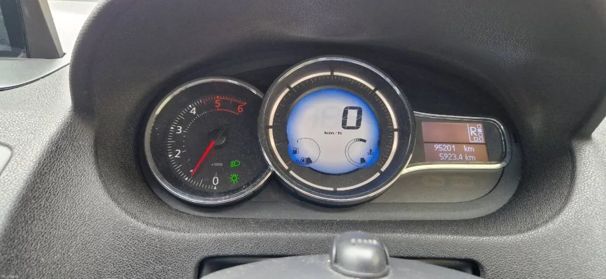 Fluence 1.5dci automatic low mileage - Image 6
