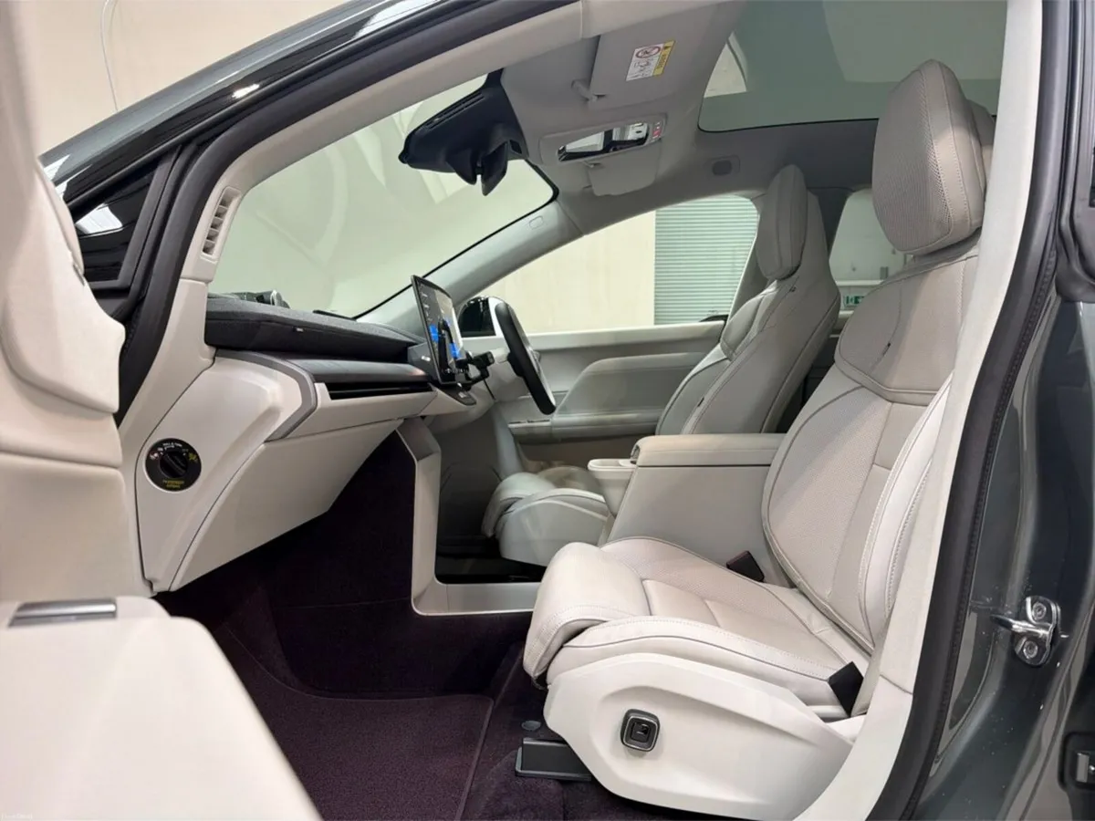 Volvo EX60 P10 AWD Ultra - Image 5