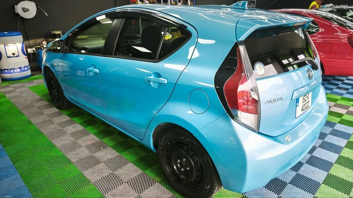 Car - Image 4
