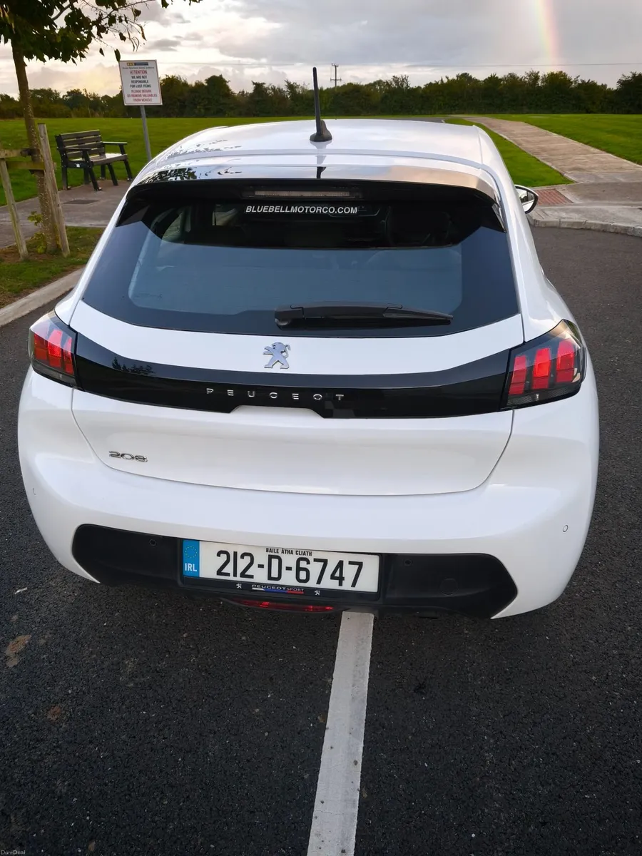 Peugeot 208 2021 1.2 petrol - Image 3