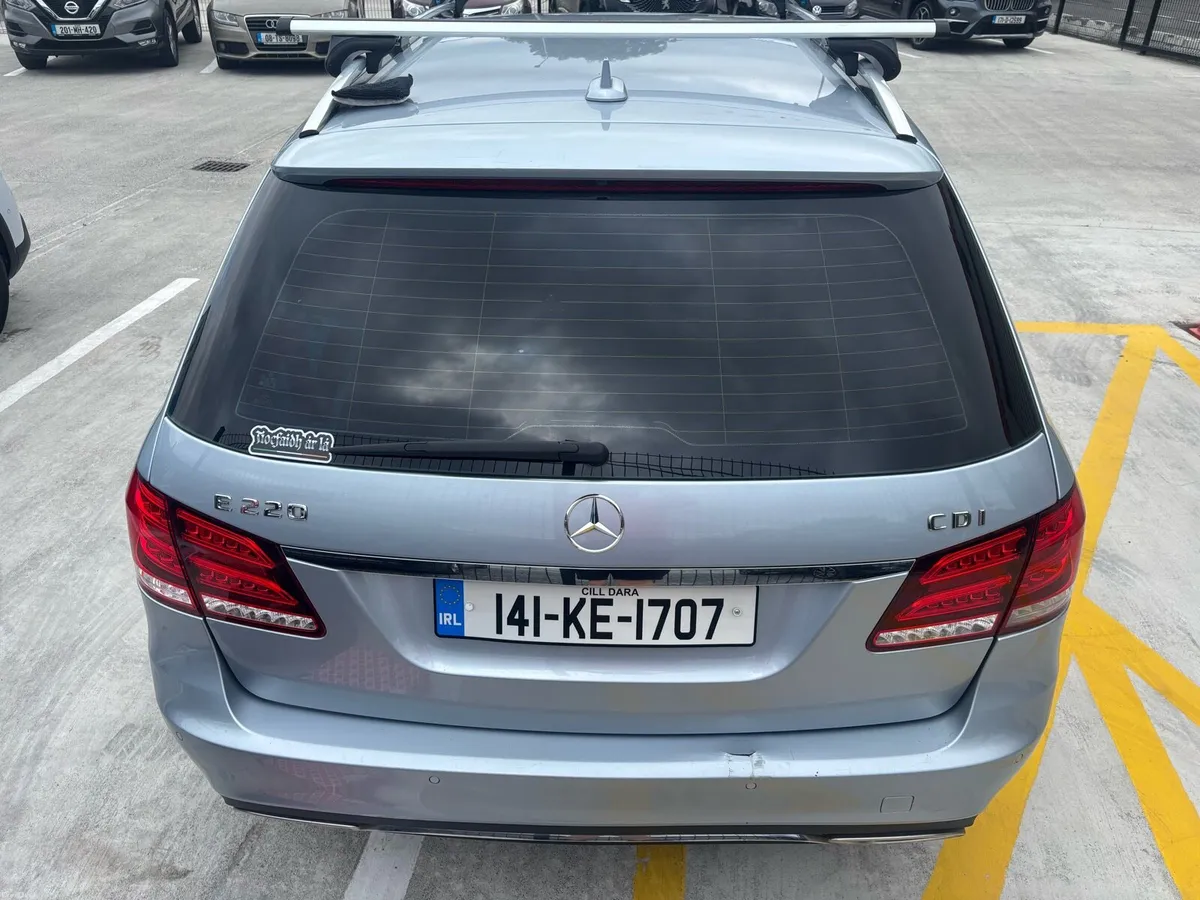 Mercedes e220d estate - Image 4