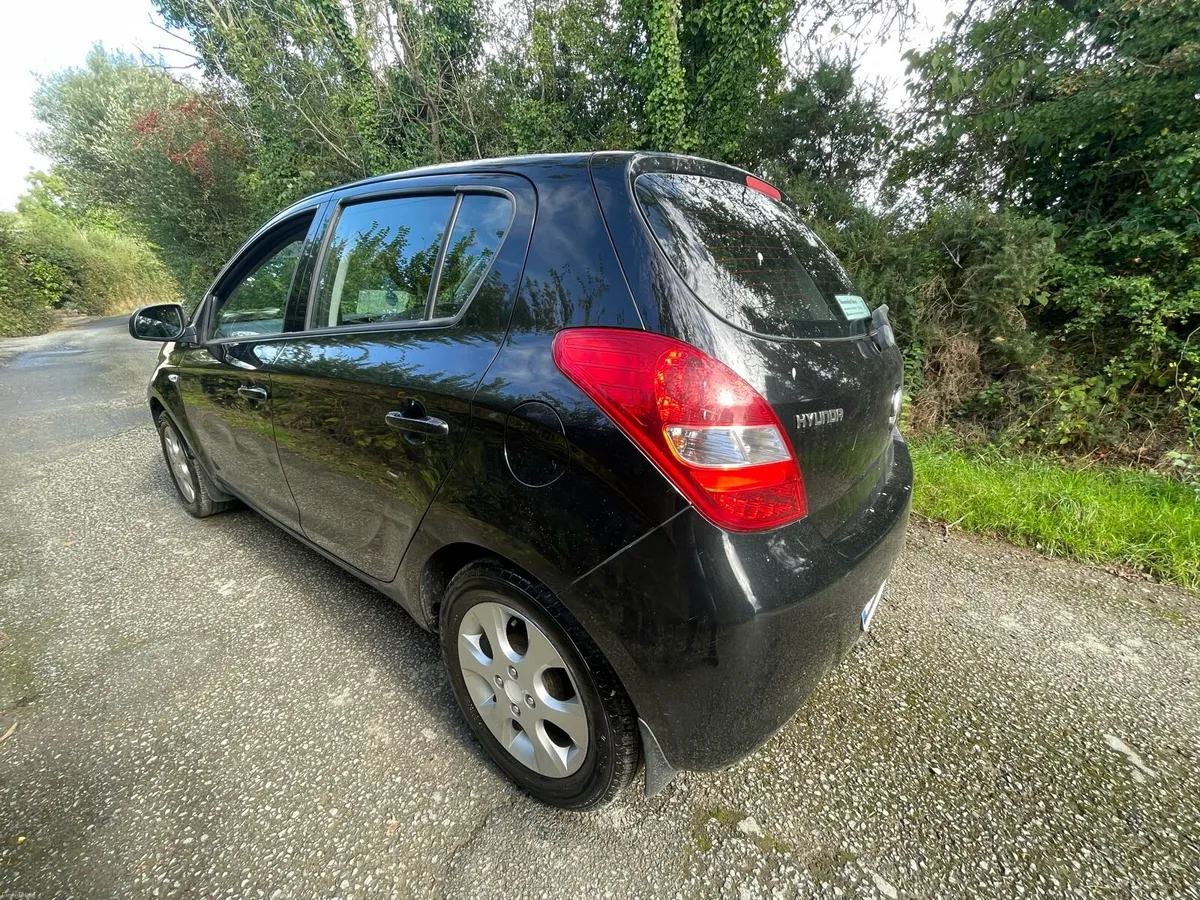 Hyundai i20 - Image 4