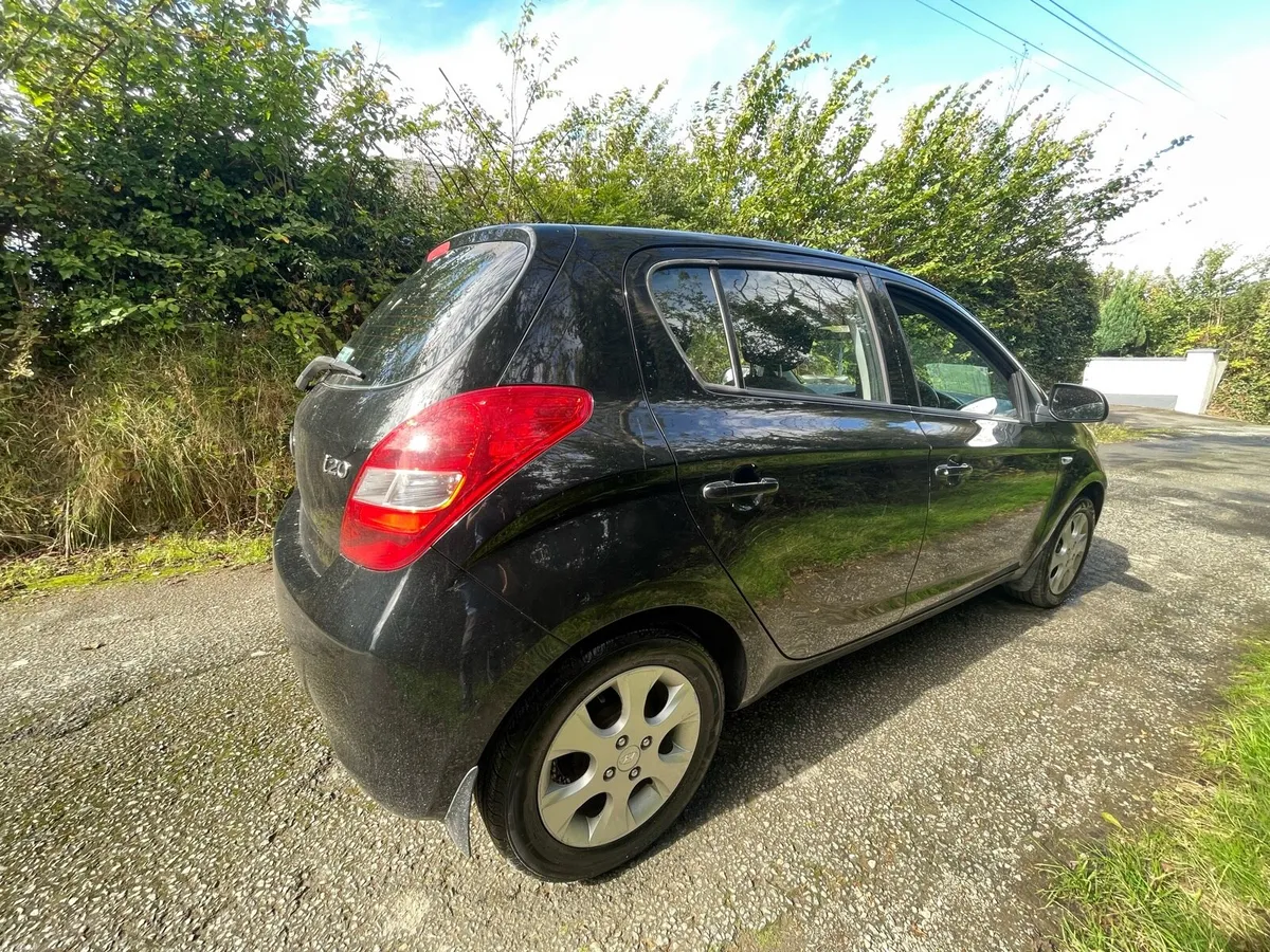 Hyundai i20 - Image 6