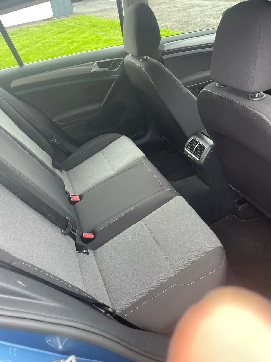 Car - Image 1