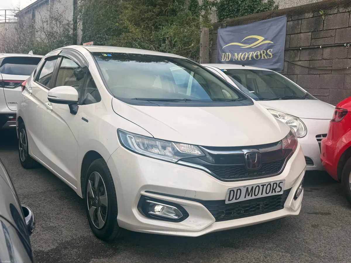 Honda Fit/Jazz 2018  self charging hybrid - Image 4