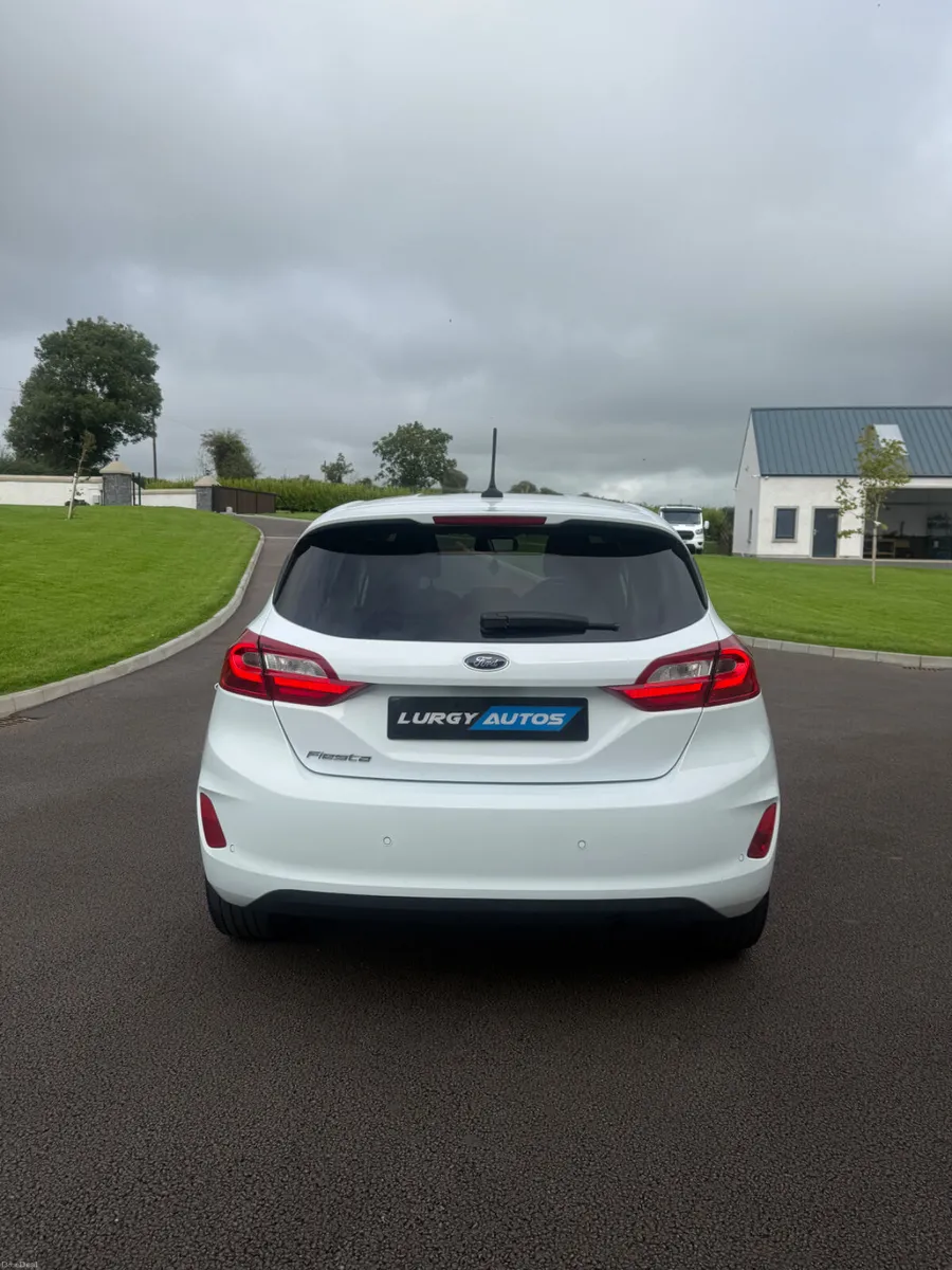 202 Ford Fiesta 1.1 Trend - Image 5