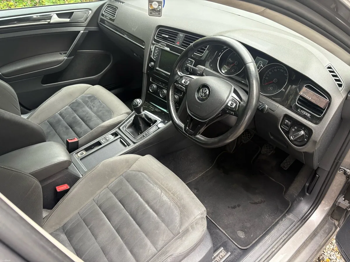 Volkswagen Golf - Image 6
