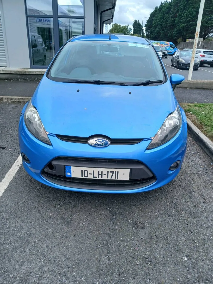 2010 ford fiesta - Image 1