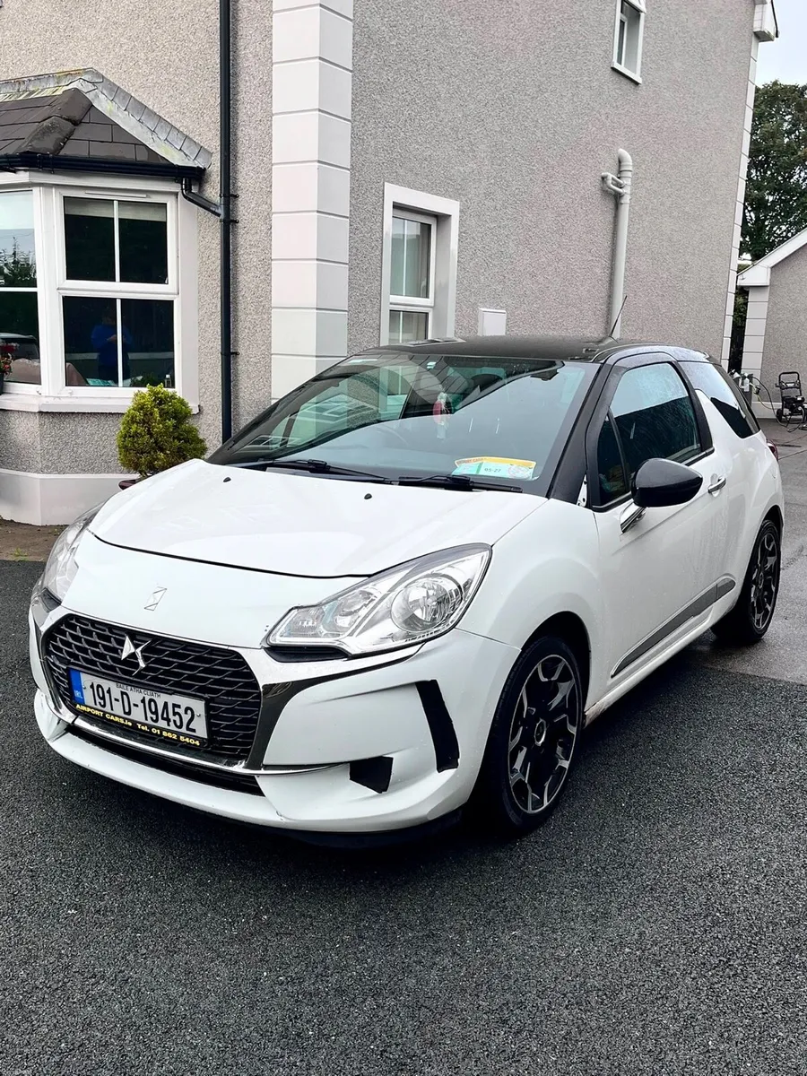 Car - Image 1