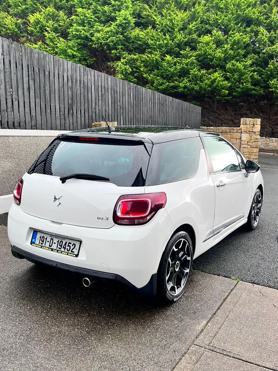Car - Image 5