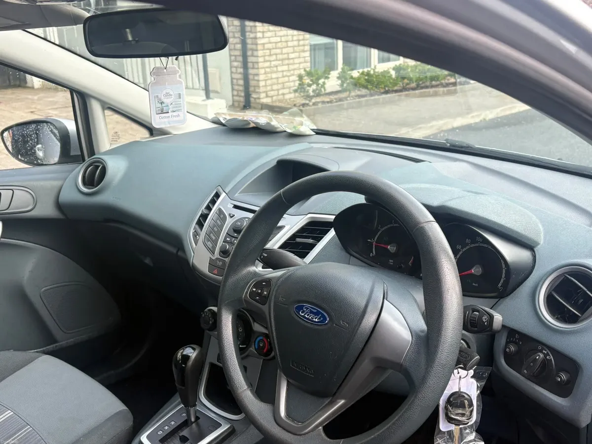 2010 FORD FIESTA 1.4 AUTOMATIC - Image 5