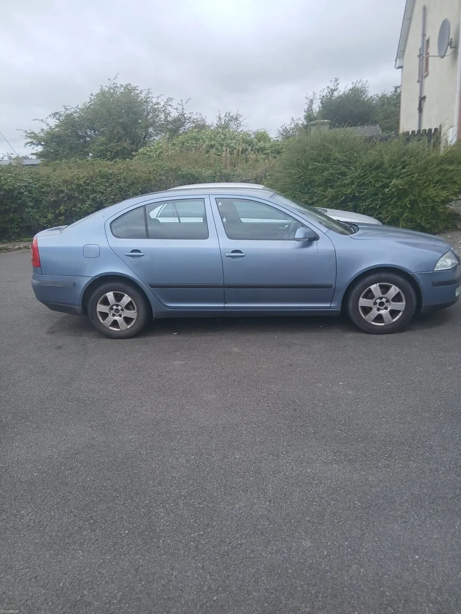 Car - Image 2
