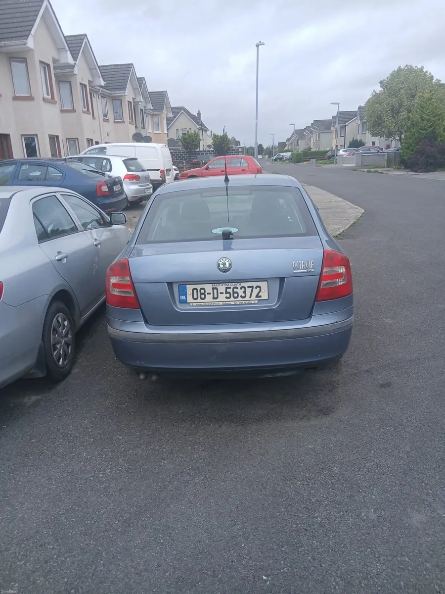 Car - Image 3