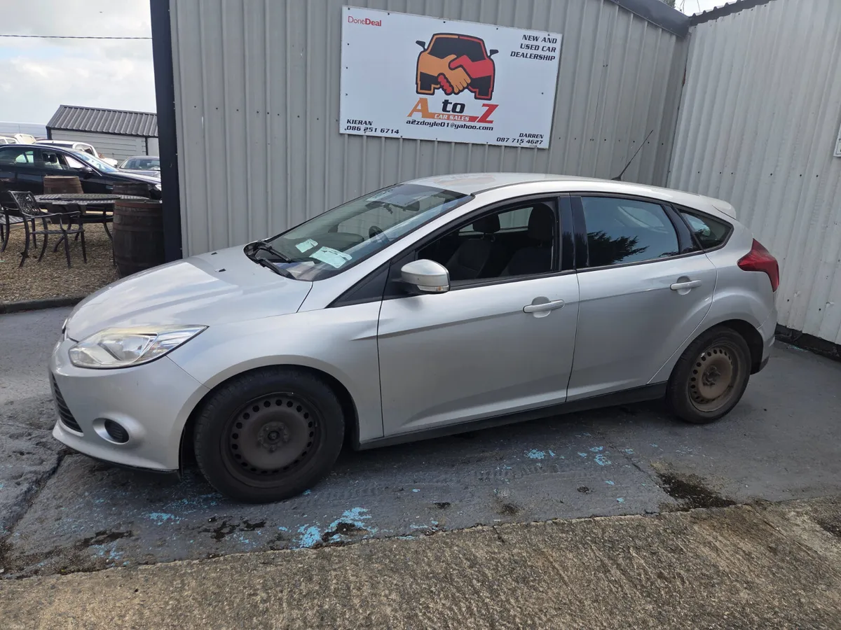 Ford Focus 2013 - Image 2