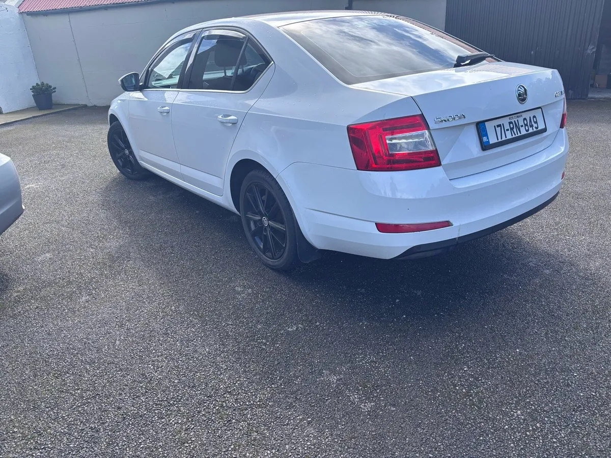 Škoda Octavia - Image 2