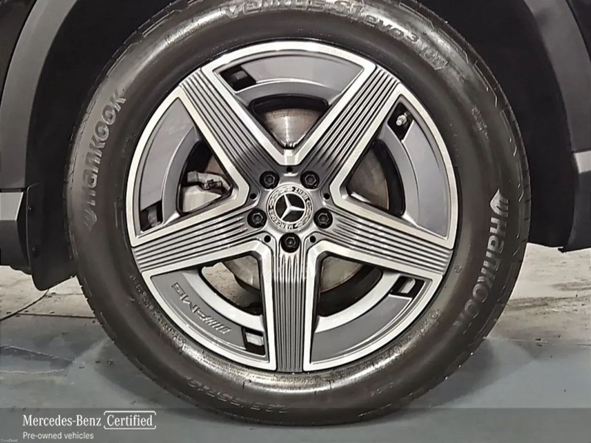 Mercedes-Benz GLC 220D 4MATIC AMG Line - Image 5