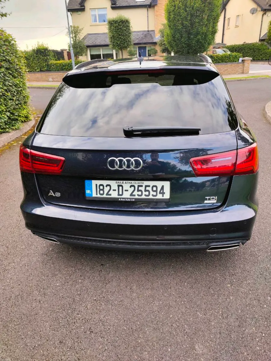 Audi A6 Avant Black Edition s-line - Image 4