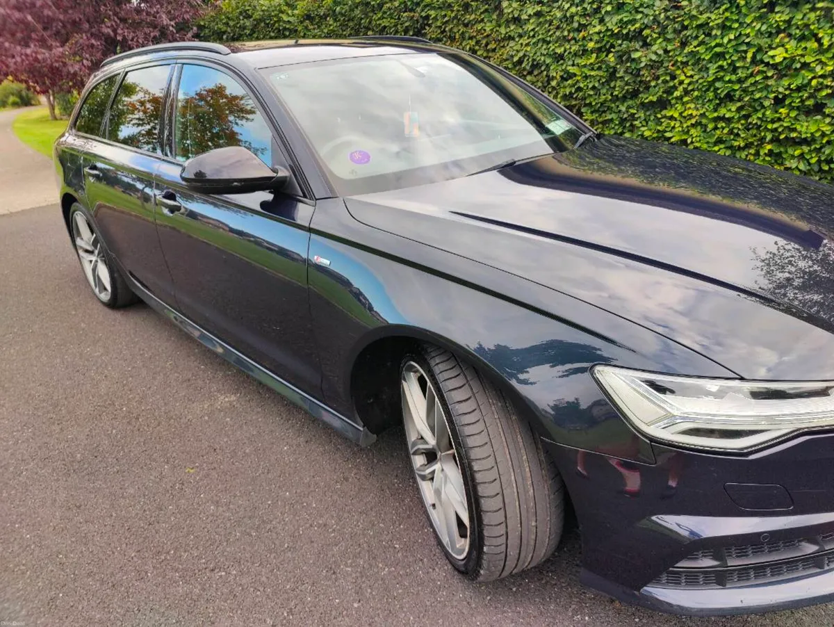 Audi A6 Avant Black Edition s-line - Image 2