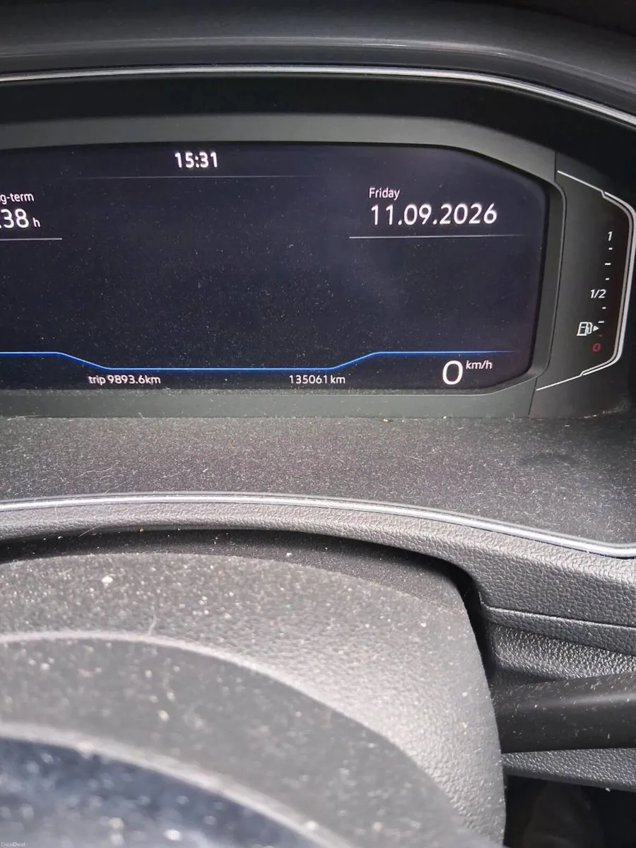 Car - Image 6