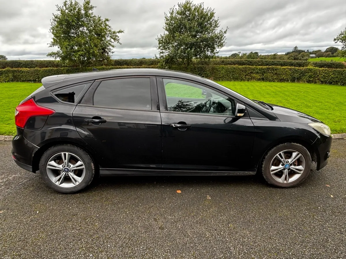Ford Focus - Image 4