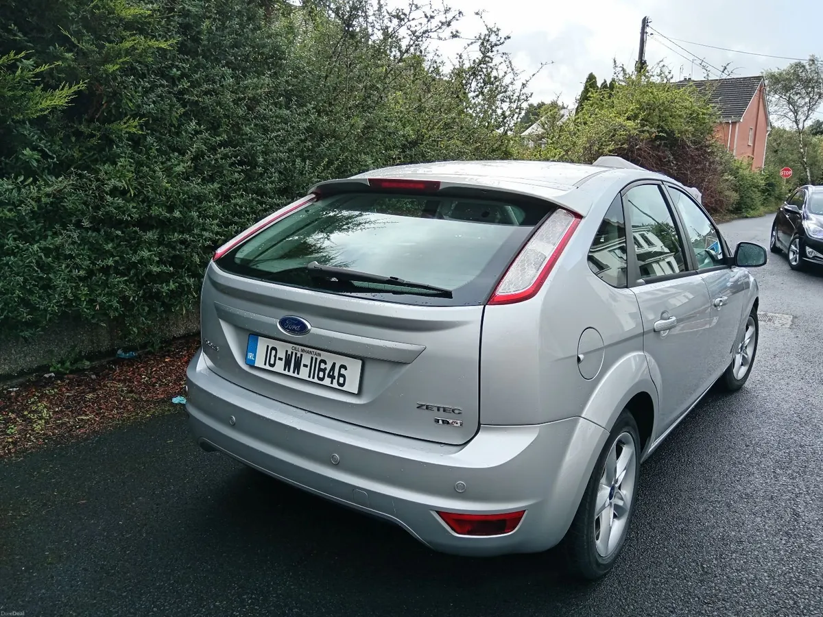 Ford Focus 2010 - Image 6