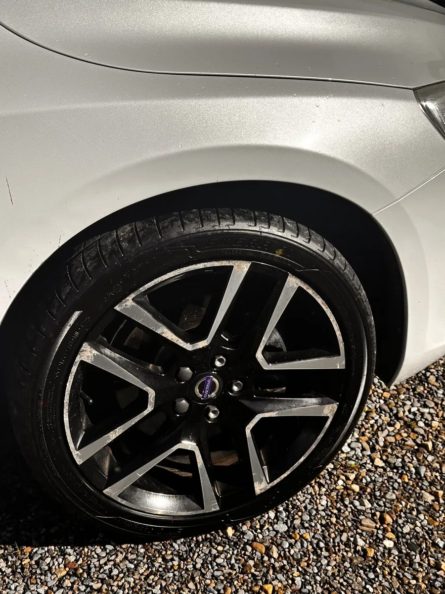 Volvo V60 2017 - Image 5