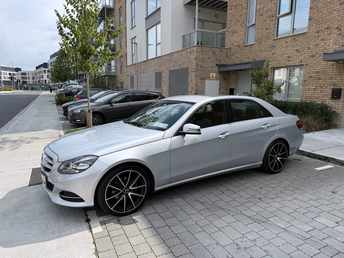 2015 Mercedes EClass |LOWEST MILEAGE |Full History - Image 5