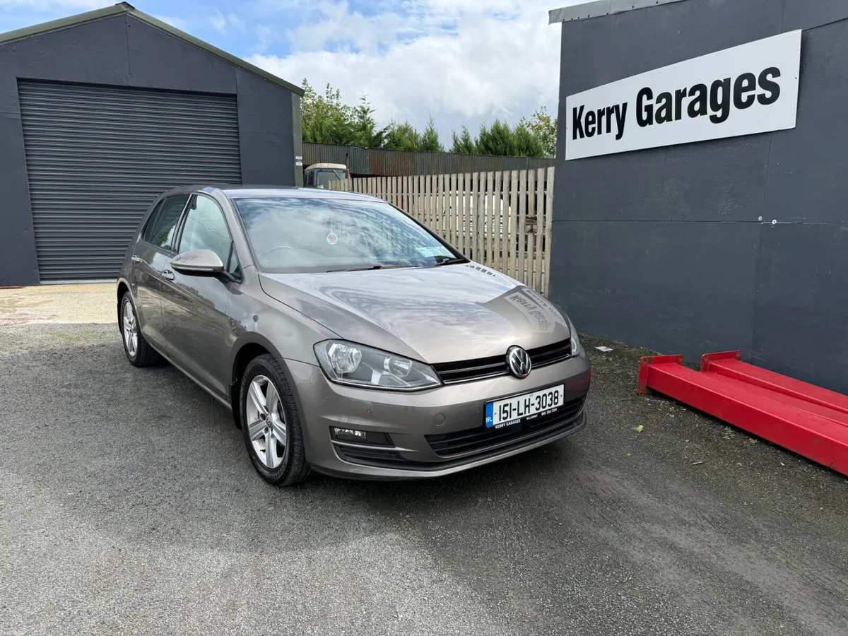 2015 Volkswagen Golf TDI - Image 1