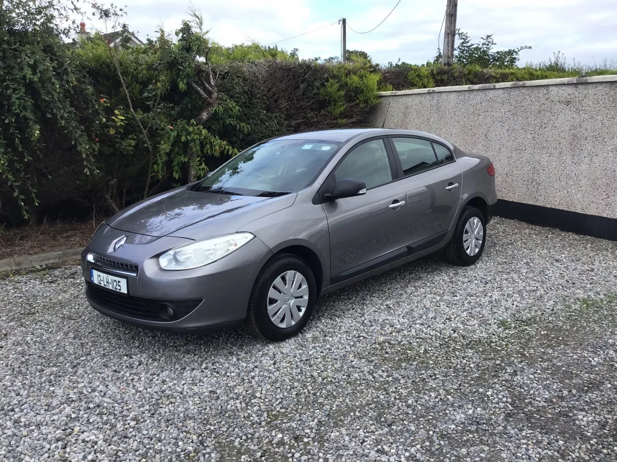 Renault Fluence 2012 - Image 1