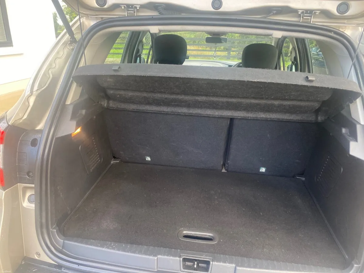 🚗 ..Renault Captur 2016 1.5 DCI - Image 5