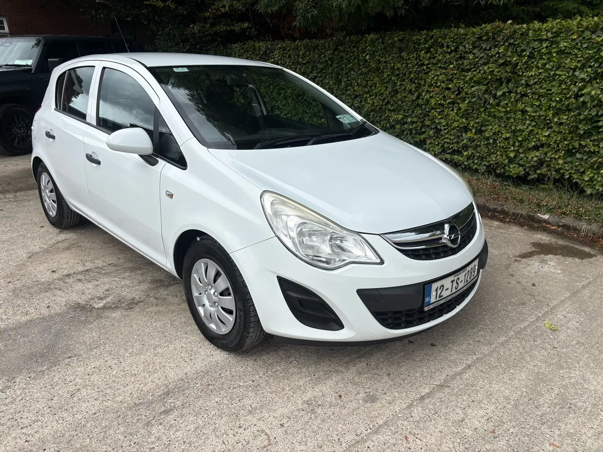 12 Opel Corsa - Image 2