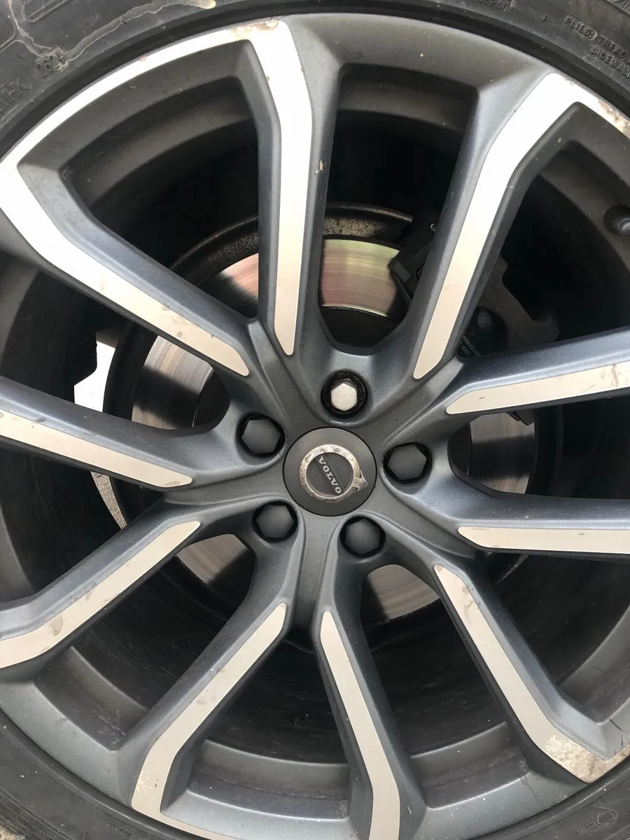 Volvo XC90 2018 - Image 5