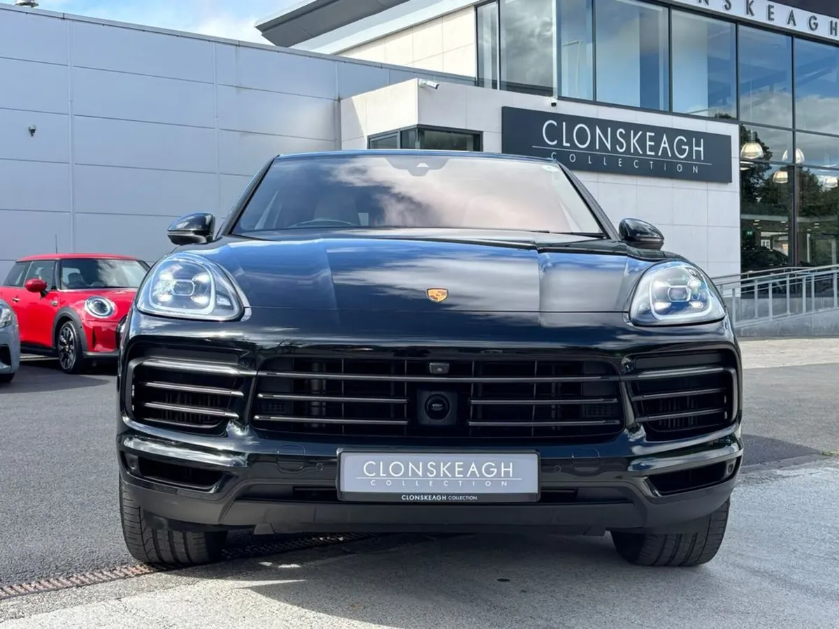 Porsche Cayenne V6 E-hybrid Platinum Edition - Image 3