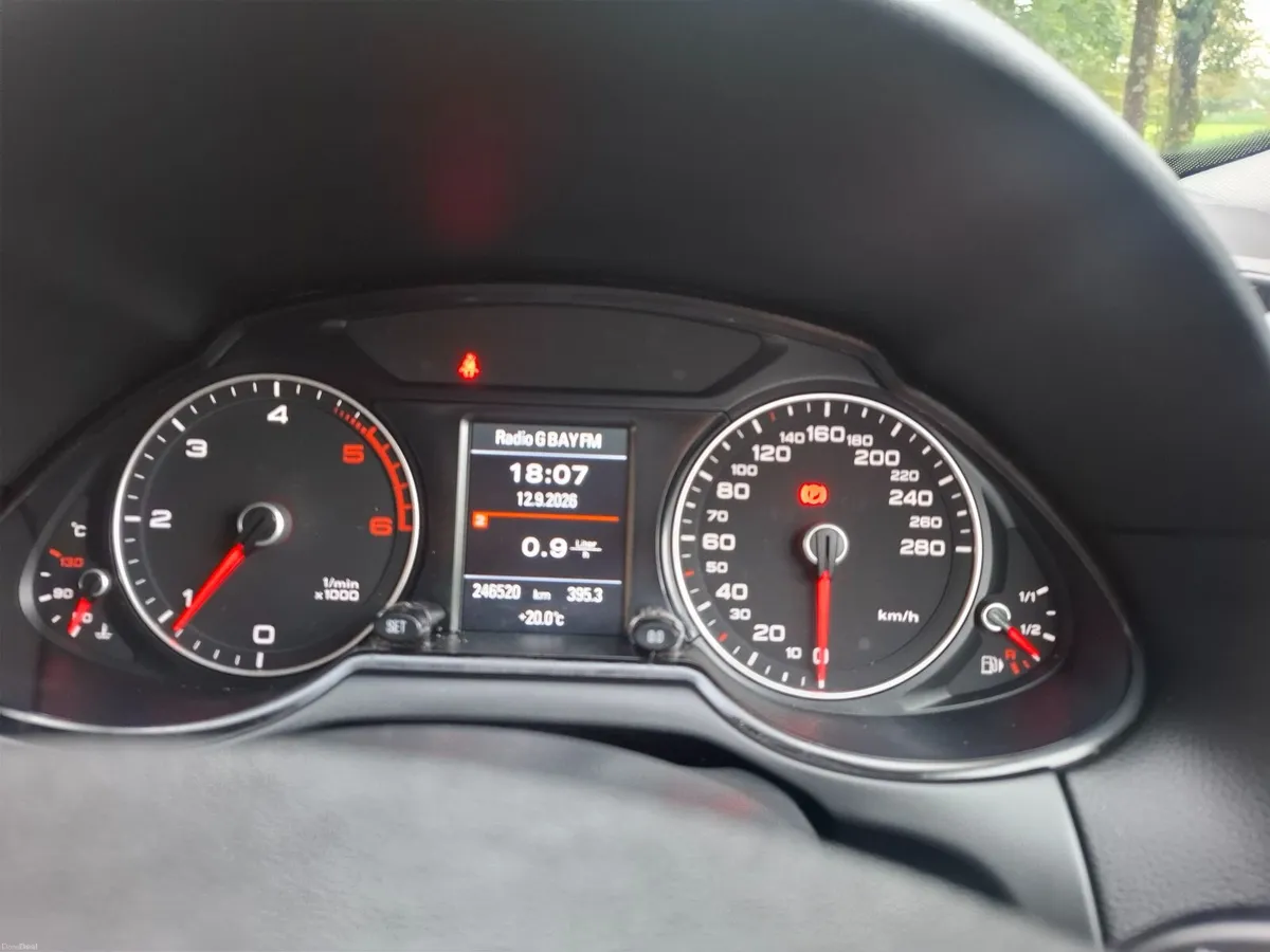 Audi Q5 2015 - Image 2