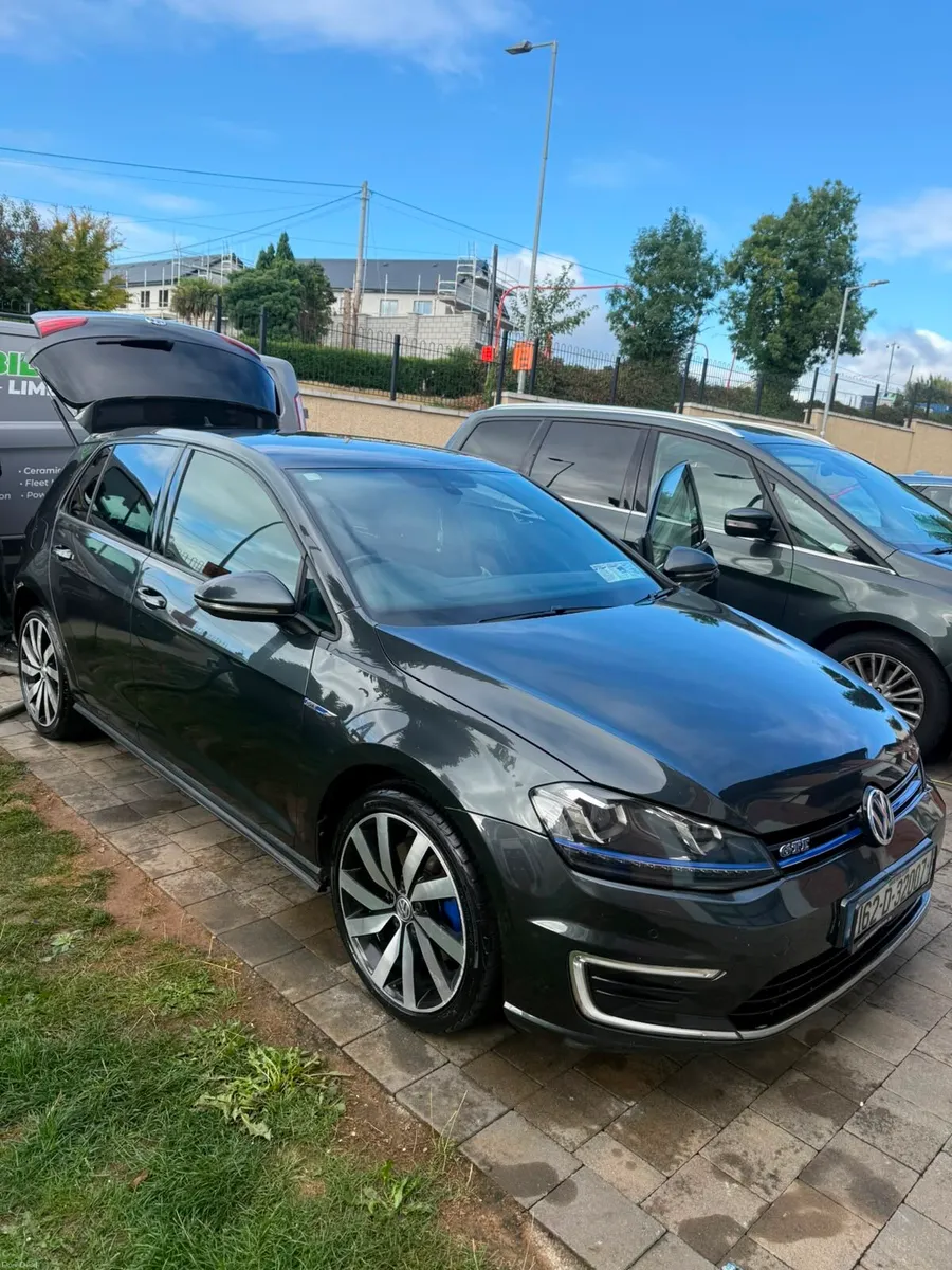 2016 Vw Golf GTE - Image 4