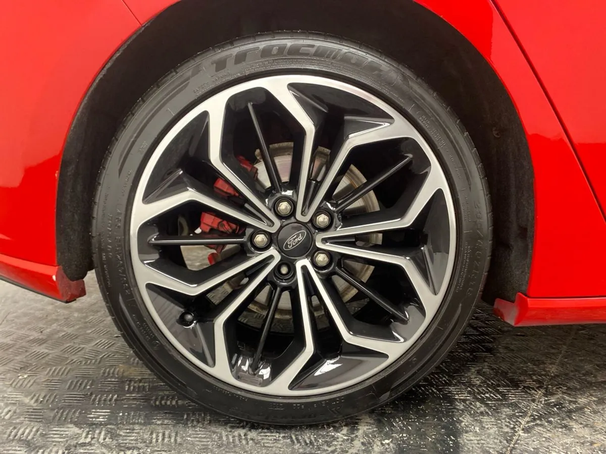 Ford Focus 1.0 Eco116763boost 125PS Titanium - Image 6