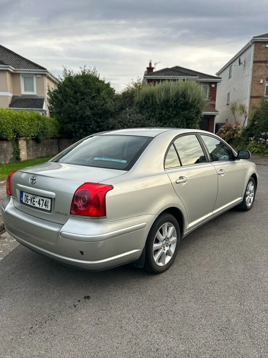 Toyota Avensis Automatic - Image 4