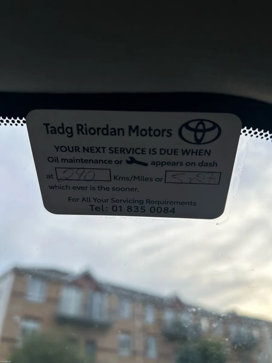 Toyota Avensis Automatic - Image 6