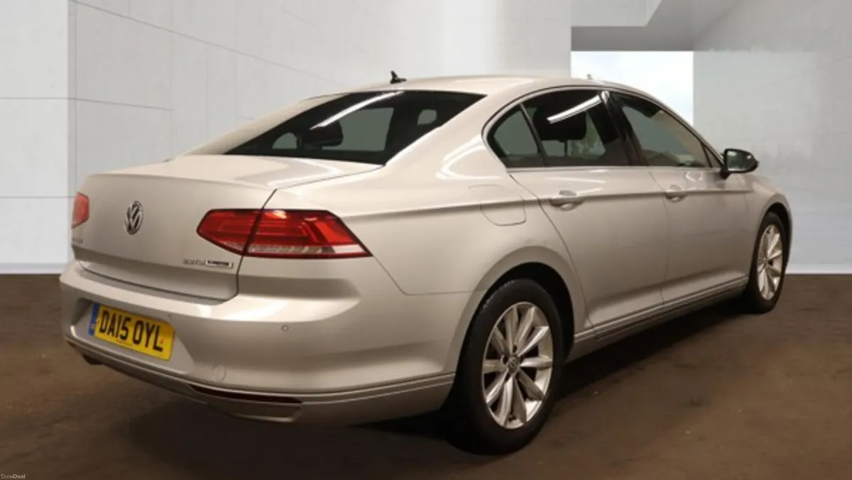 Volkswagen Passat Se business - Image 3