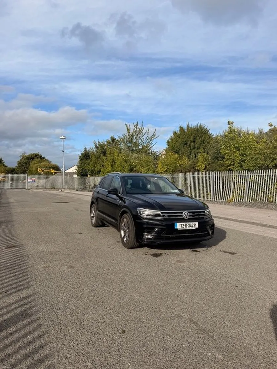 2017 Volkswagen Tiguan R-Line DSG 88K KM NCT 10/27 - Image 1