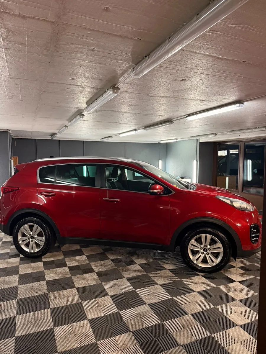Kia Sportage 2016 1.7 Platinum diesel - Image 4