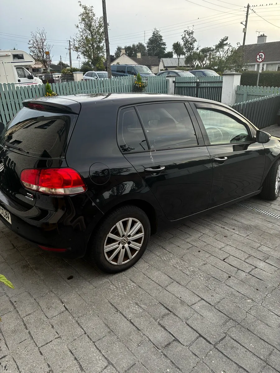 Volkswagen Golf - Image 4