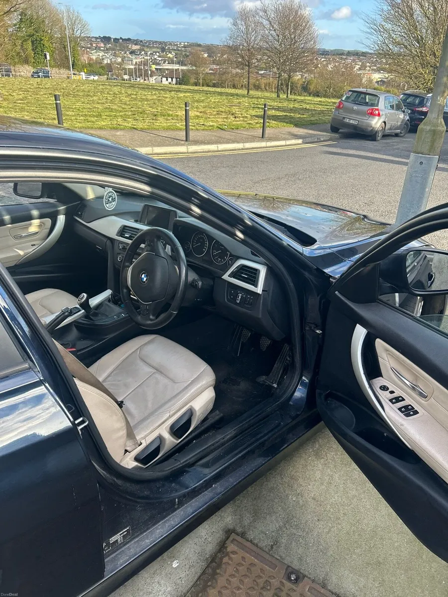 BMW 316D - Image 3
