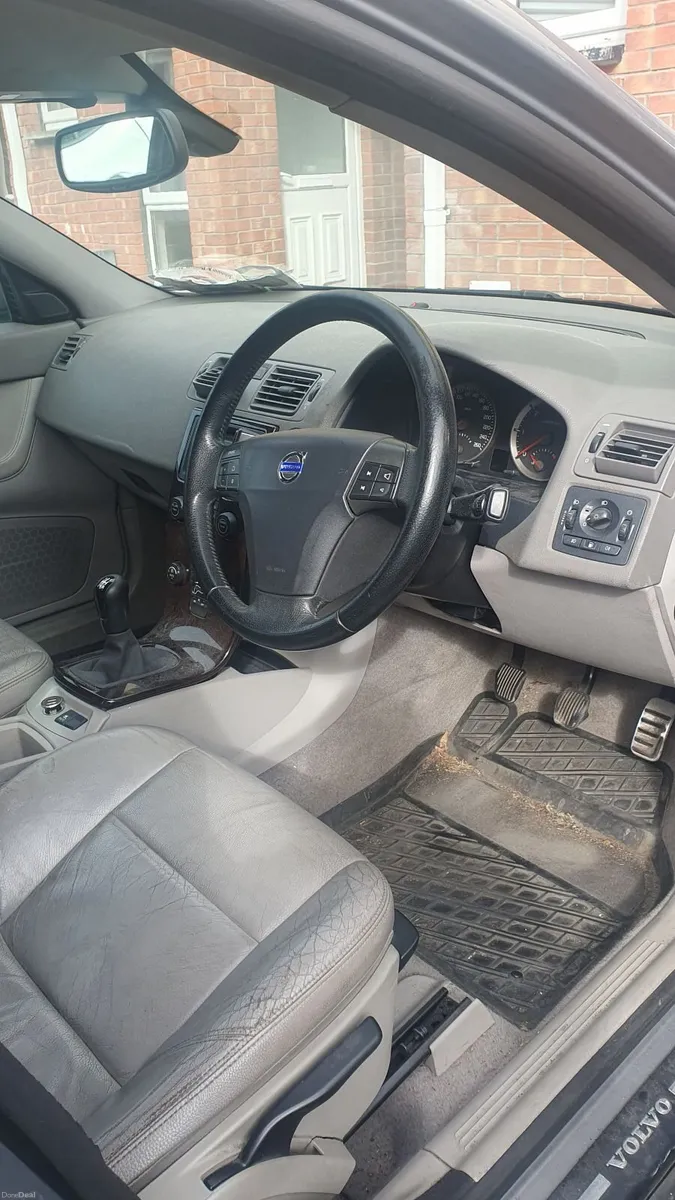 Volvo S40 2006 , 1.6d - need to be towed - Image 3