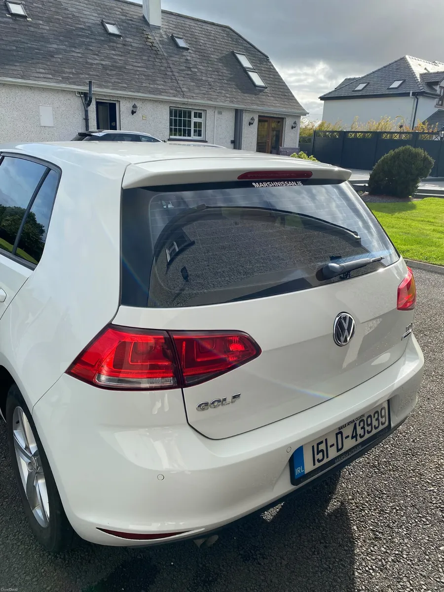 Volkswagen Golf 2015 - Image 2