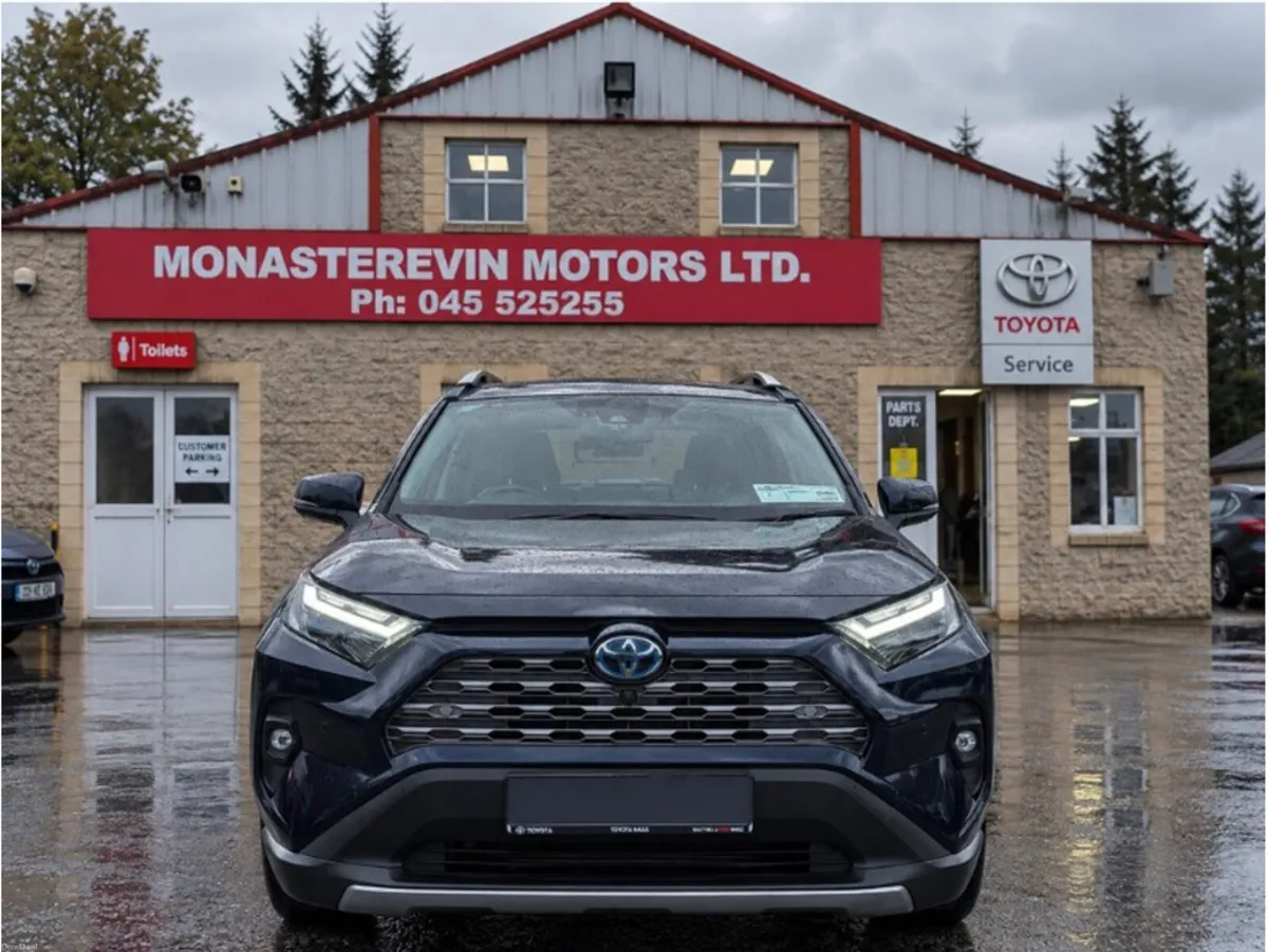 Toyota RAV4 *ORIGINAL IRISH CAR*   HYBRID PLATINUM - Image 5