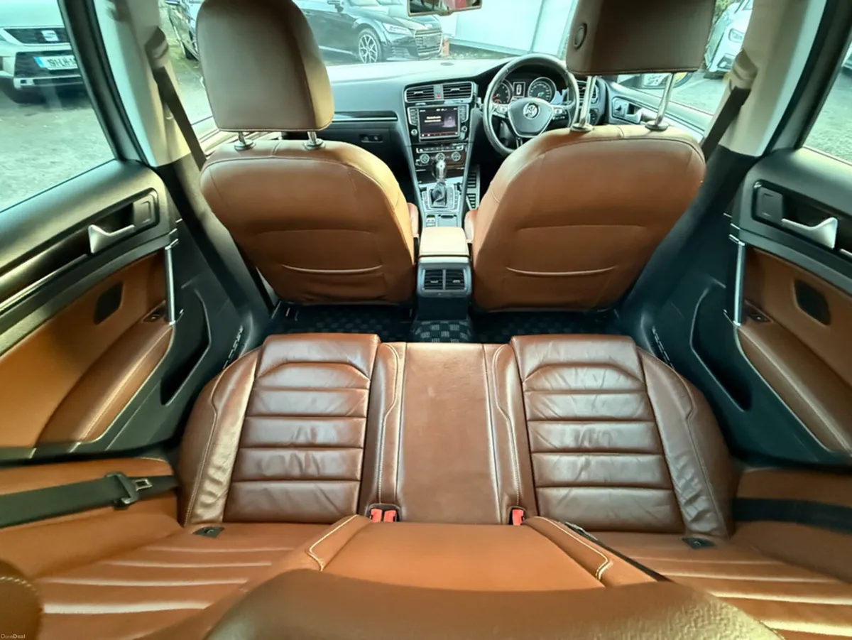 Volkswagen Golf LEATHER SEATS 1.4 TSI FULL TAN LEA - Image 5