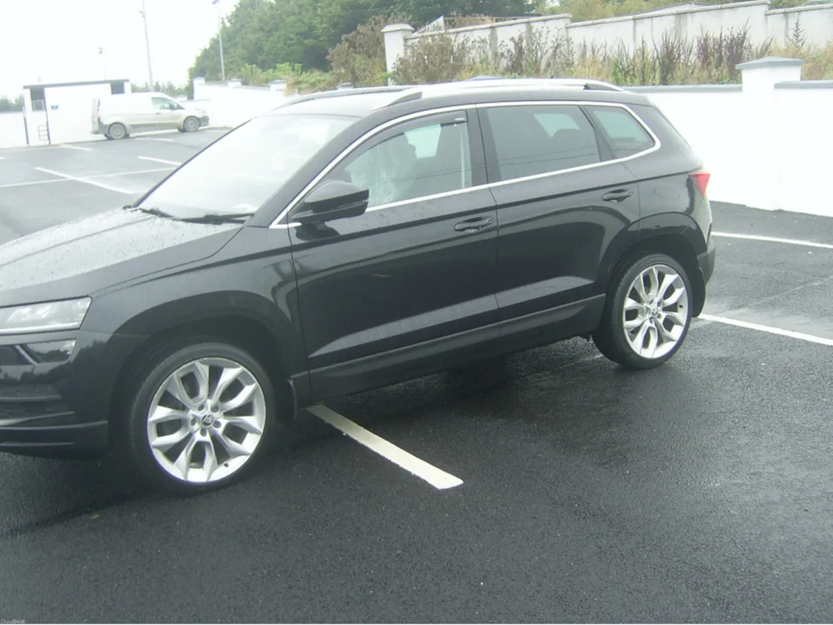 Skoda Karoq STYLE 2.0 TDI 115HP 5DR - Image 5
