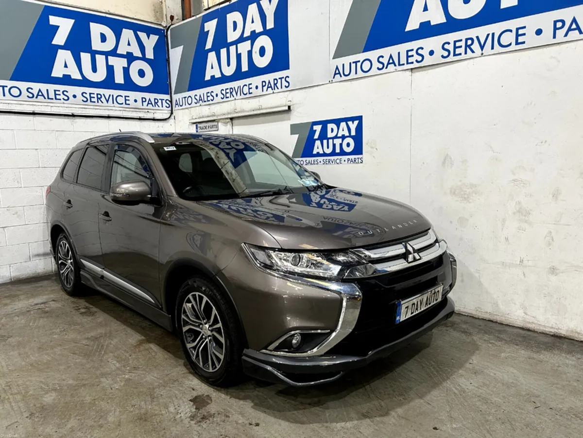 Mitsubishi Outlander 7 SEATER 4WD HIGH SPEC - Image 1